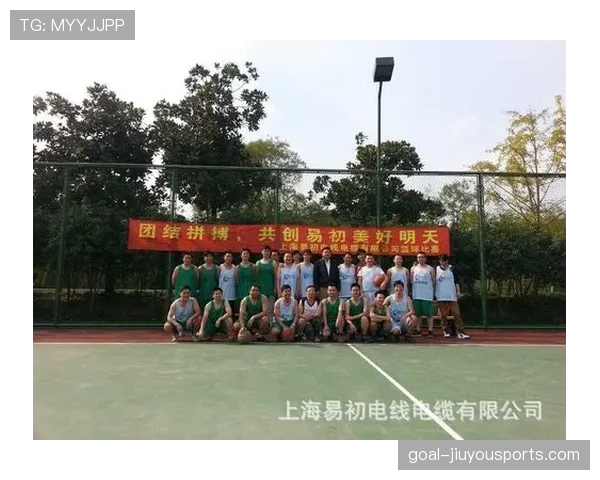 篮球比赛中的中线规则具体是怎么规定的判罚标准是什么